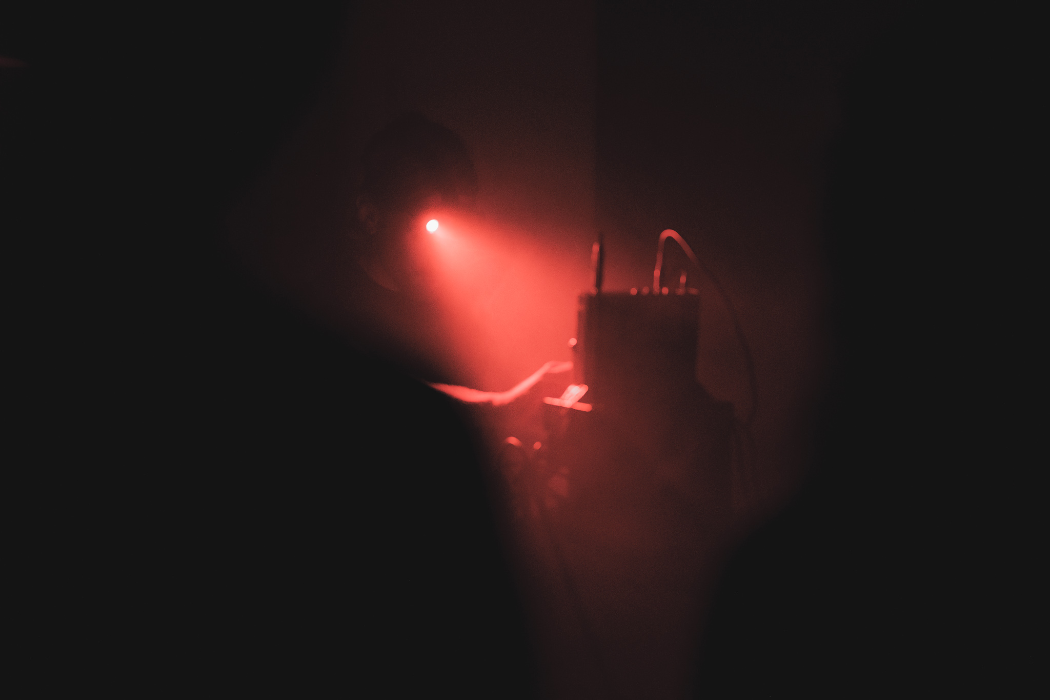Sonic and Visual Immersion: Flowers/Ghosts&Echoes, tzZiiiY and Dan Gibson + tschnz